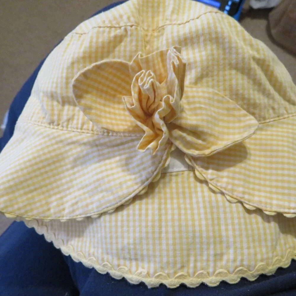 Baby Yellow Gingham Sunhat & Embroidered Shorts 3-6mts 100% cotton Hat Cap